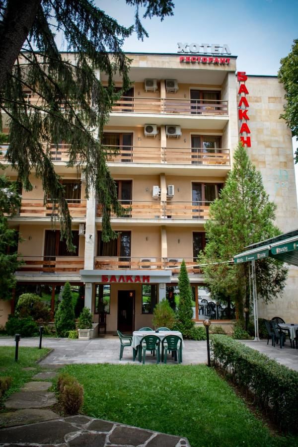 Отель Hotel Balkan Ботевград-5